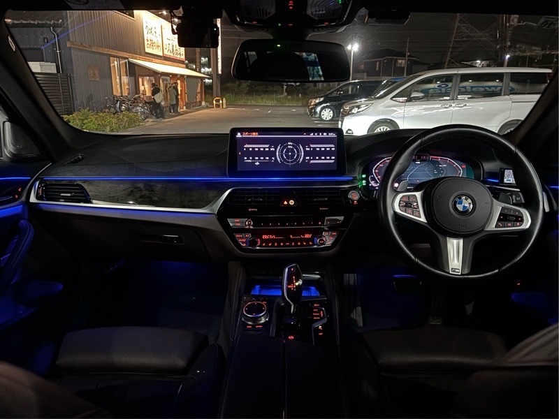 BMW 5シリーズ ツーリング 530i ツーリング Mスポーツ_RHD(AT_2.0)