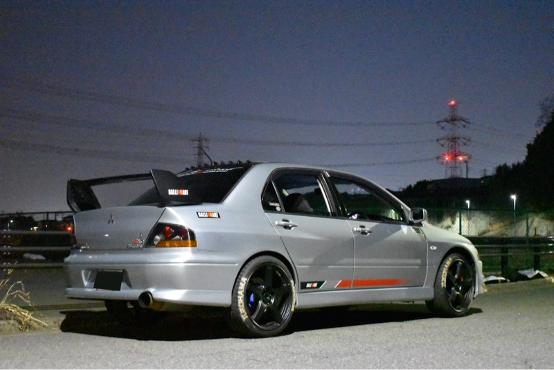 三菱 ランサーエボリューション