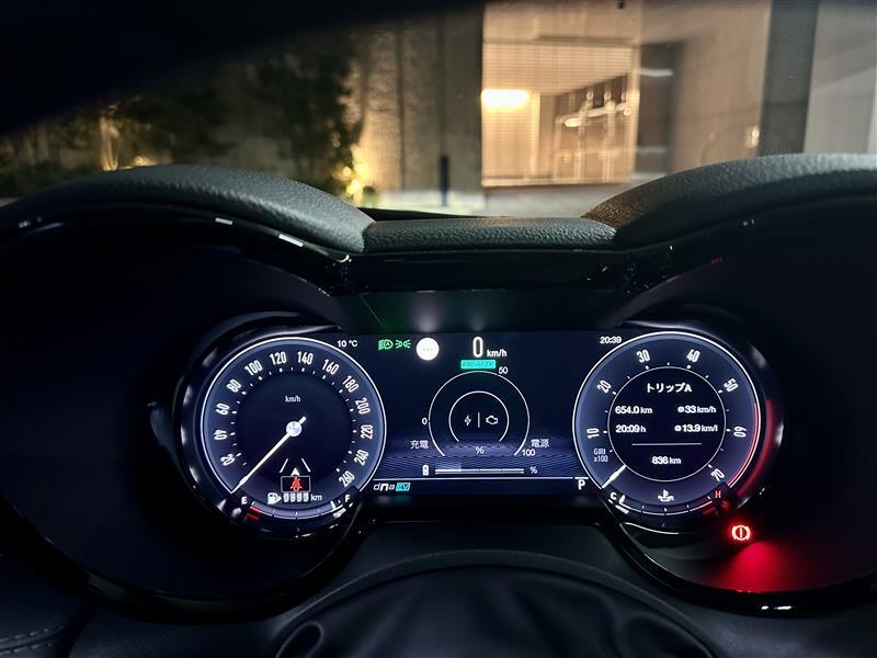 アルファロメオ トナーレ サンルーフエディション_RHD(Alfa TCT_1.5)