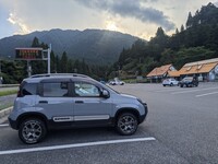 フィアット パンダ クロス 4×4_RHD_4WD(MT_0.9)