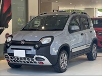 フィアット パンダ クロス 4×4_RHD_4WD(MT_0.9)
