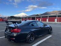 BMW M4 クーペ