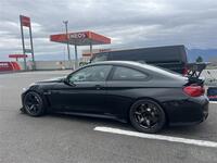BMW M4 クーペ