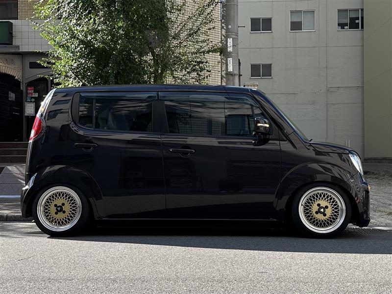 日産 モコ