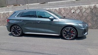 アウディ S3 スポーツバック （ハッチバック） S3 スポーツバック_RHD_4WD(Sトロニック_2.0)
