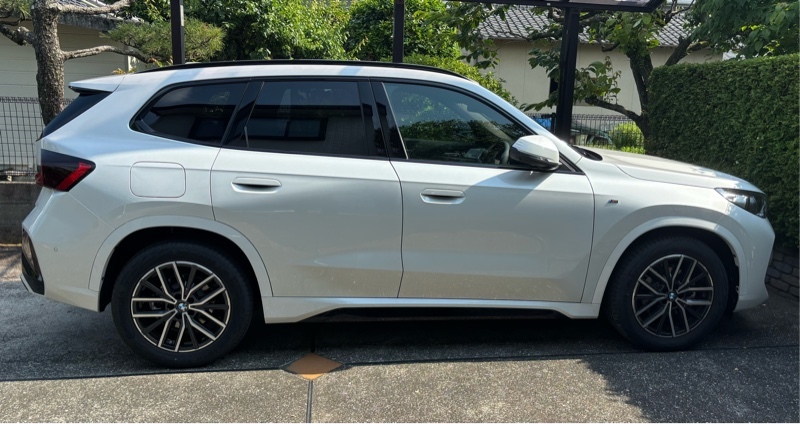 BMW X1 xドライブ 20d Mスポーツ_RHD_4WD(DCT_2.0)