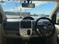 三菱 eKワゴン M(MT_0.66)