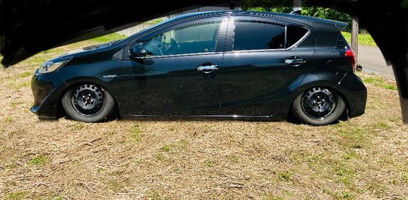 トヨタ アクア S“スタイルブラック”(CVT_1.5)