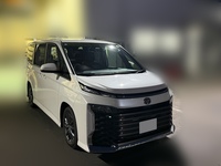トヨタ ヴォクシー S-G_7人乗り(CVT_2.0)