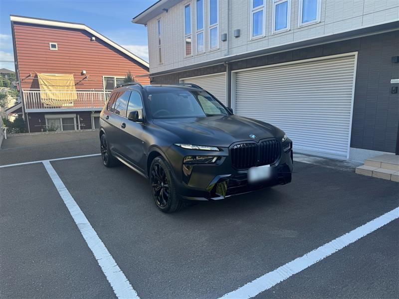 BMW X7 xドライブ40d ブラックα_RHD_4WD(AT_3.0)