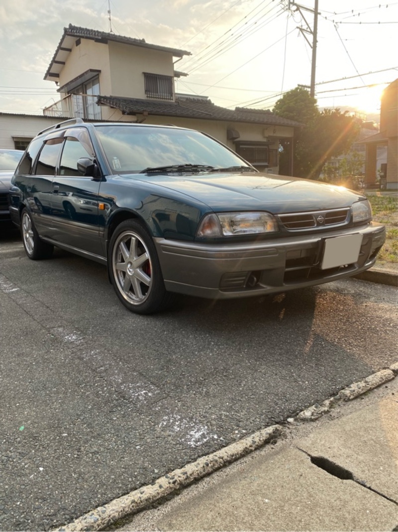 日産 アベニール