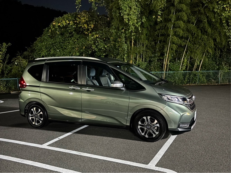 ホンダ フリード クロスター ホンダセンシング_6人乗り(CVT_1.5)