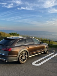 アウディ A6オールロードクワトロ オールロード クワトロ_RHD_4WD(AT_3.0)