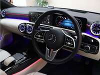 メルセデス・ベンツ CLAクラス シューティングブレーク CLA200d シューティングブレーク_RHD(DCT_2.0)