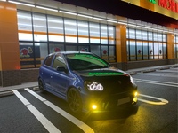 トヨタ ヴィッツ RS(5ドア_MT_1.3)