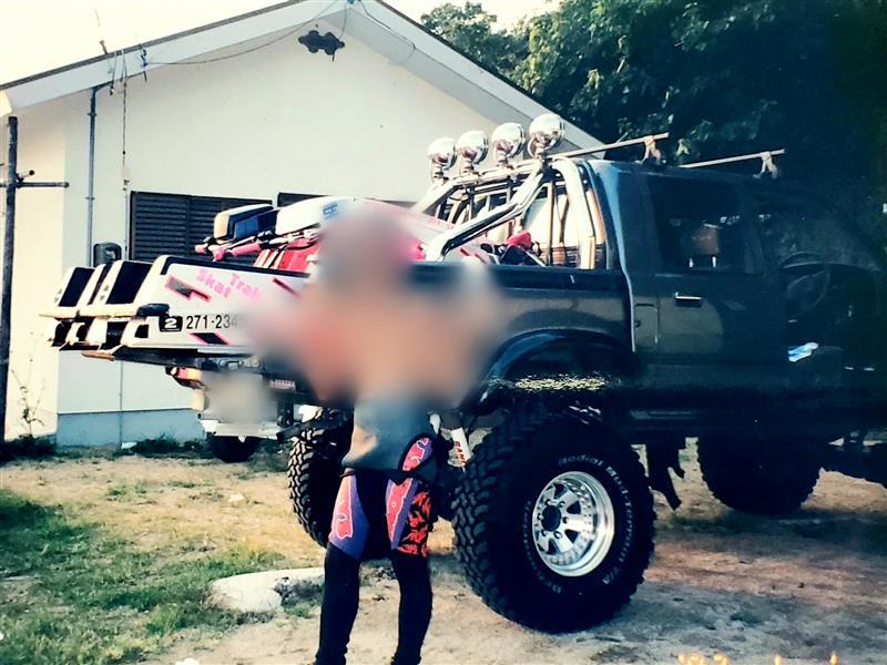トヨタ ハイラックス ダブルキャブSSR_4WD(MT_2.8ディーゼル)