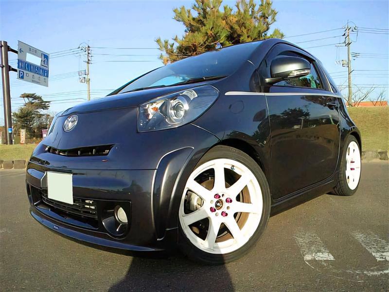 トヨタ iQ 130G“レザーパッケージ”(CVT_1.3)