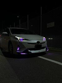 トヨタ プリウス Aプレミアム_E-Four(CVT_1.8)