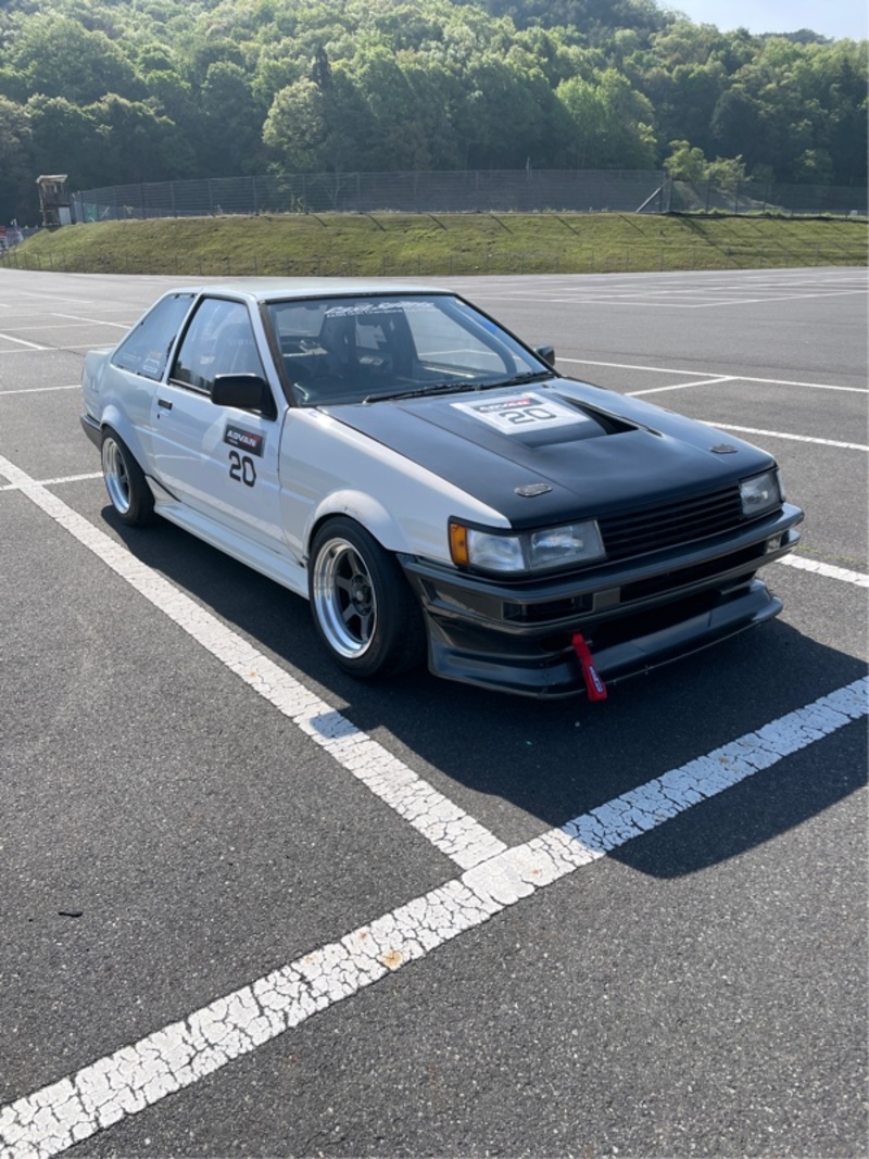 トヨタ カローラレビン