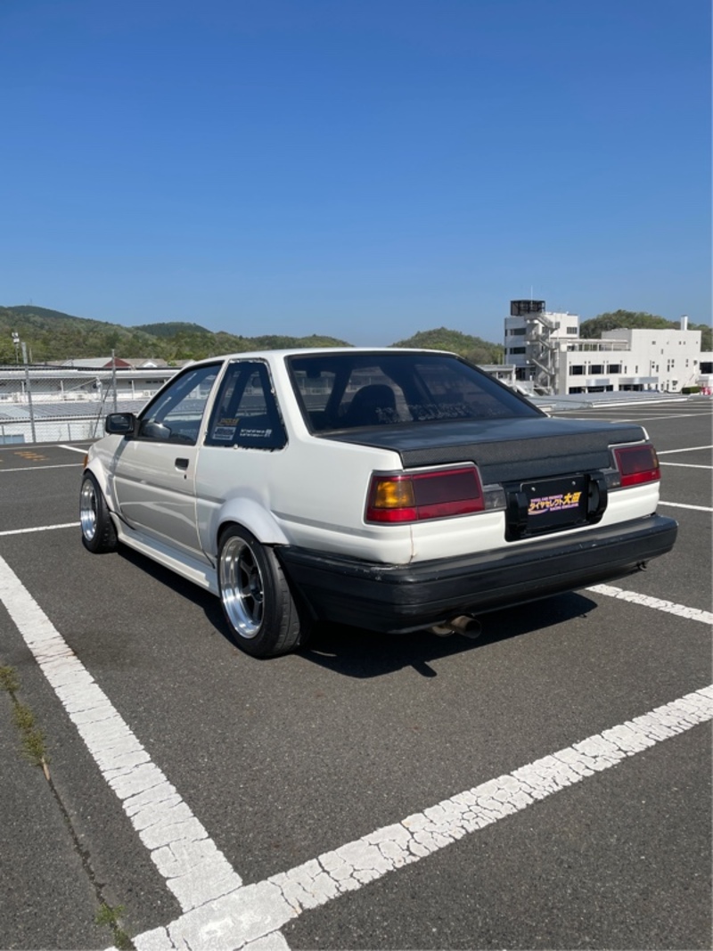 トヨタ カローラレビン