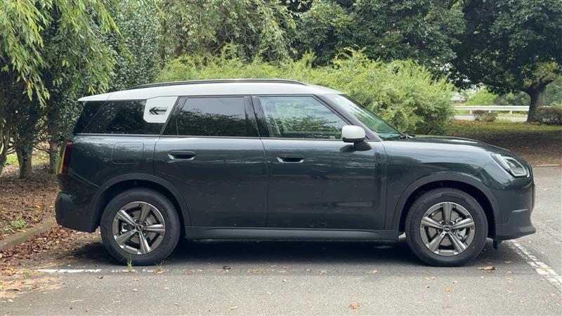 ミニ MINI Countryman D_RHD(DCT_2.0)