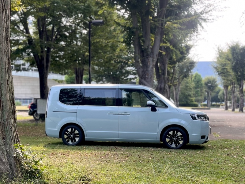 ホンダ ステップワゴン e:HEV エアー EX_7人乗り(CVT_2.0)