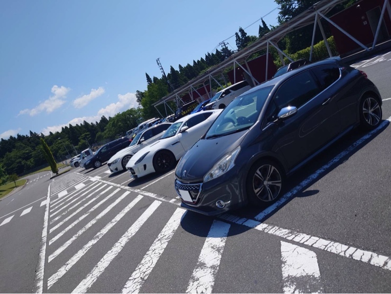 プジョー 208 GTi_RHD(MT_1.6)