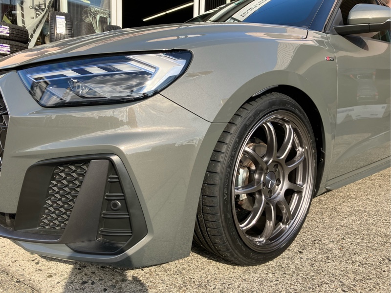 アウディ A1 スポーツバック A1 スポーツバック 25 TFSI Sライン_RHD(Sトロニック_1.0)