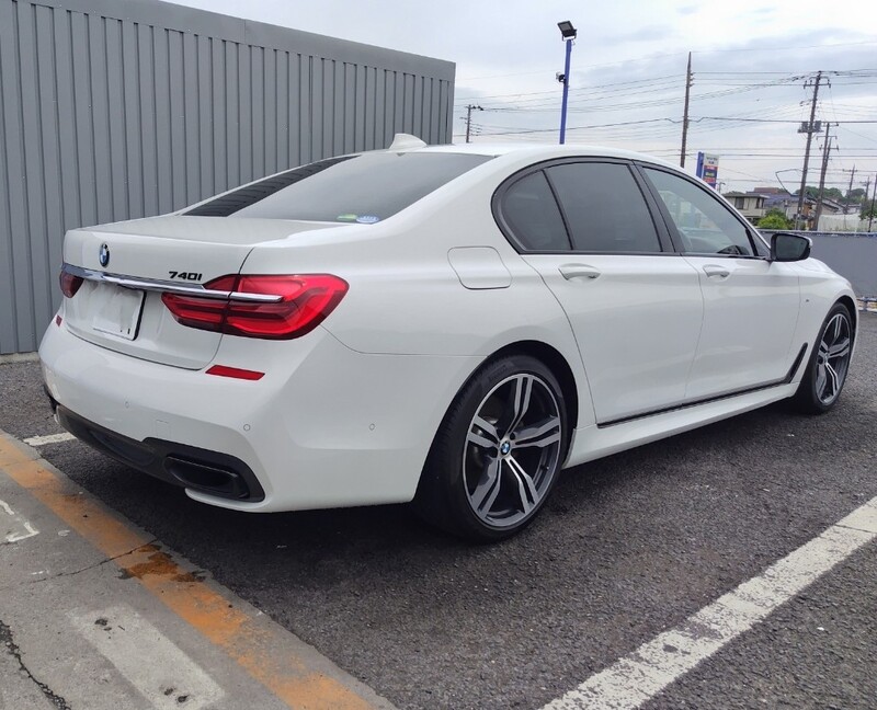 BMW 7シリーズ 740i Mスポーツ_RHD(AT_3.0)