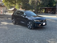 ボルボ XC40 アルティメット B4 AWD_RHD_AWD(DCT_2.0)