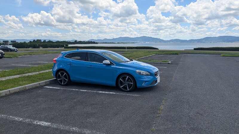 ボルボ V40 T5 Rデザイン_RHD(AT_2.0)