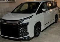 トヨタ ヴォクシー S-Z_7人乗り(CVT_2.0)