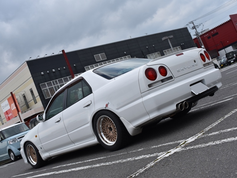 日産 スカイライン GT(4ドア_MT_2.0)