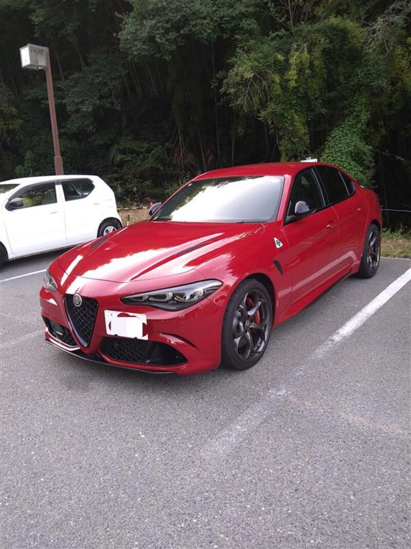 アルファロメオ ジュリア 2.9 V6 ビターボ クアドリフォリオ_RHD(AT_2.9)