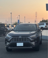 トヨタ RAV4 G“Zパッケージ”_4WD(CVT_2.0)