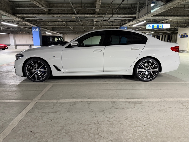 BMW 5シリーズ セダン 540i xドライブ Mスポーツ_RHD_4WD(AT_3.0)
