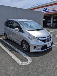 ホンダ フリード G・プレミアムエディション_6人乗り(CVT_1.5)
