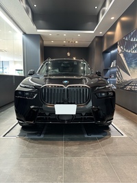 BMW X7 xドライブ40d Mスポーツ_RHD_4WD(AT_3.0)
