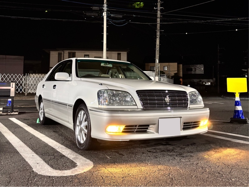 トヨタ クラウンロイヤル ロイヤルサルーン“Premium”(AT_2.5)