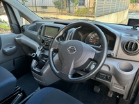 日産 NV200バネットバン DX_5人乗り(MT_1.6)