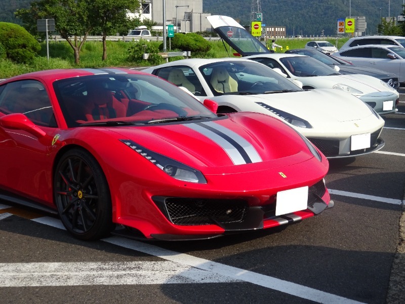 フェラーリ 488ピスタ 488ピスタ_LHD(F1DCT_3.9)