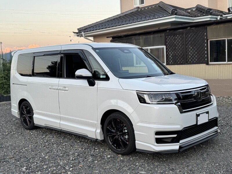 ホンダ ステップワゴンスパーダ スパーダ_7人乗り(CVT_1.5)