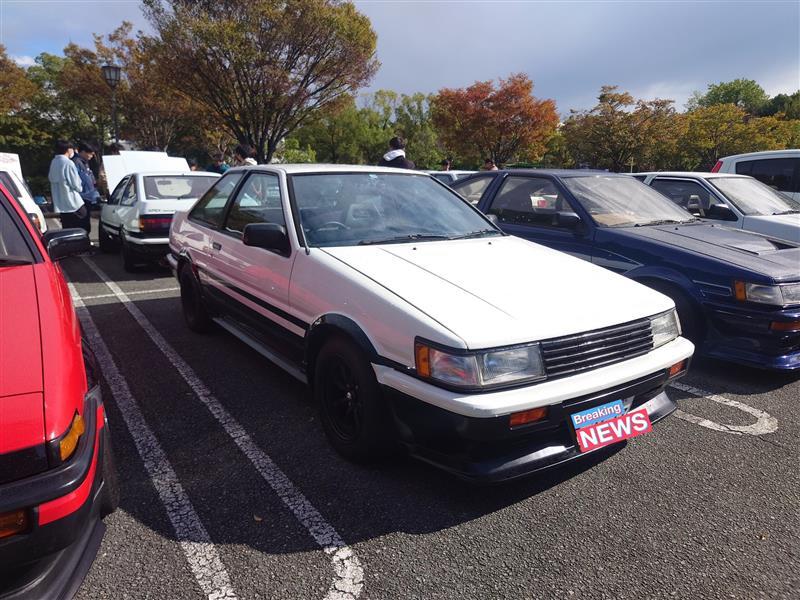 トヨタ カローラレビン GT(2ドア_MT_1.6)