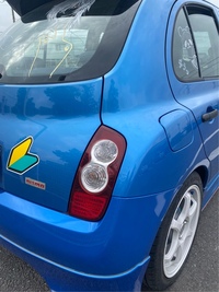 日産 マーチ
