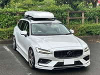ボルボ V60 T5 インスクリプション_RHD(AT_2.0)