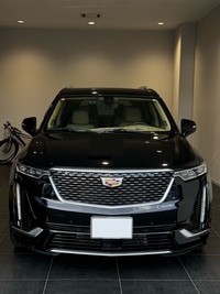 キャデラック XT6 プラチナム_LHD_AWD(AT_3.6)