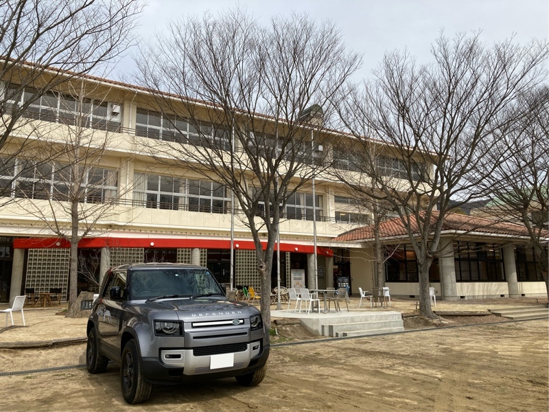 ランドローバー ディフェンダー 90 P300_RHD_4WD(AT_2.0_ガソリン)