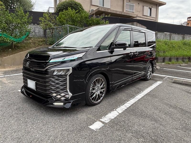 トヨタ ヴォクシー S-Z_7人乗り(CVT_2.0)