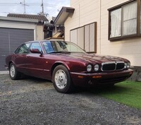 ジャガー XJシリーズ XJ8_3.2_V8_RHD(AT)