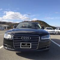 アウディ A8 4.0 TFSI クワトロ スポーツエディション_RHD_4WD(AT_4.0)